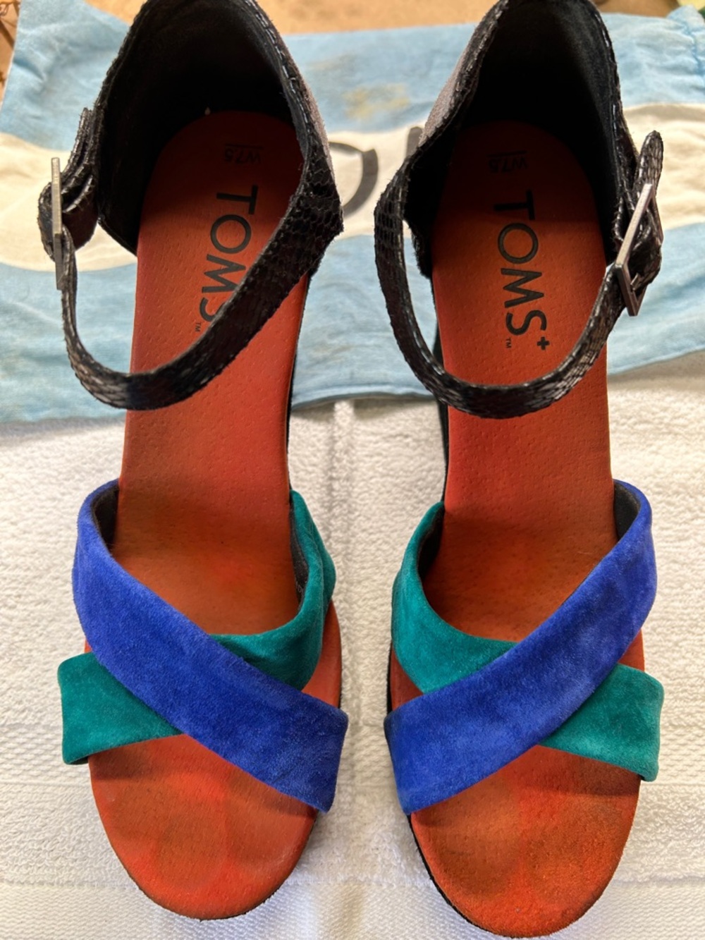 Limited Edition Toms Suede Wedge Sandals